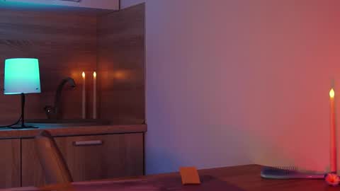 Im here on Fridays Saturdays Sundays  online show from 23, 9, 2025