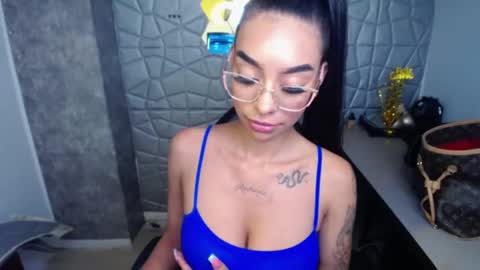 tiffany_1m online show from 12, 3, 2025