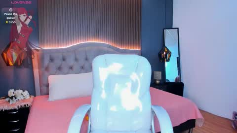 tiffany__charm_ online show from 28, 10, 2025