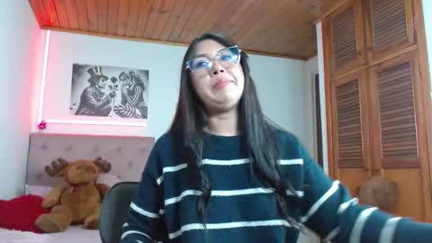 Tifanny online show from 9, 10, 2025