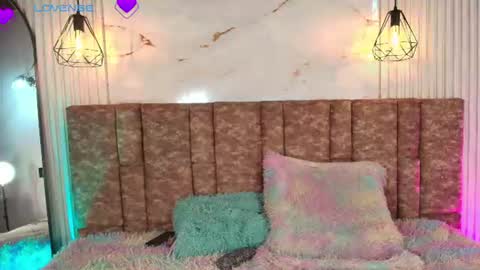 tiffany_johnson111 online show from 15, 7, 2026