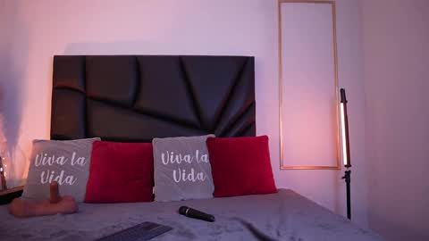 tiffany_sander online show from 24, 10, 2025