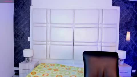 Snapshot of tiffanyhoustton chatting on 2, 3, 2026 tiffanyhoustton online show from 2, 3, 2026