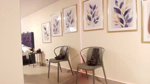 tiffanystorms_ls online show from 24, 9, 2025
