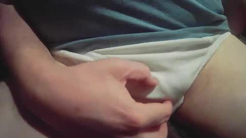 Snapshot of tightywhities52 chatting on 5, 3, 2025 tightywhities52 online show from 5, 3, 2025