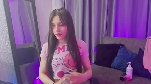 tiinajonus_ online show from 4, 3, 2026