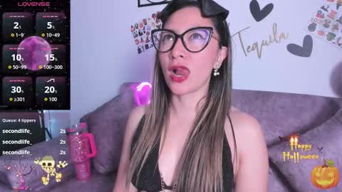 TILA TEQUILA online show from 1, 11, 2025