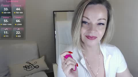 Snapshot of tilly_eliot chatting on 9, 1, 2025 Tilly online show from 9, 1, 2025