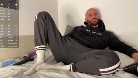 Tim Beard online show from 4, 12, 2025