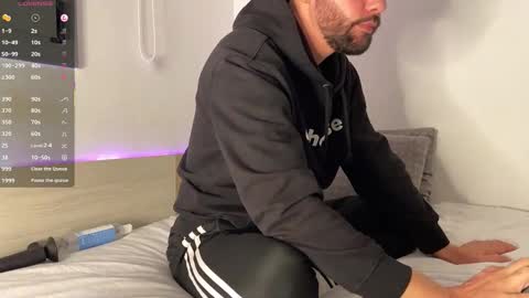 Tim Beard online show from 18, 12, 2025