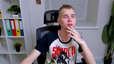 Snapshot of tim_blackk chatting on 15, 10, 2025 Tim online show from 15, 10, 2025