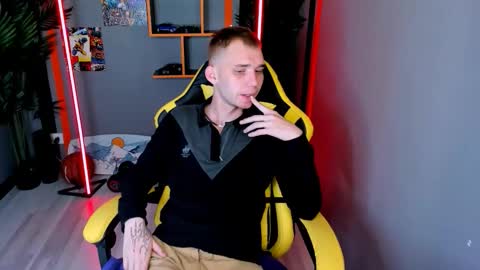 Snapshot of tim_blackk chatting on 17, 10, 2025 Tim online show from 17, 10, 2025