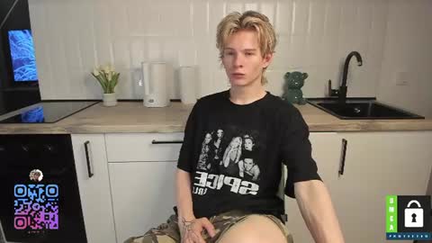 Snapshot of tim_milll chatting on 17, 7, 2026 Tim online show from 17, 7, 2026