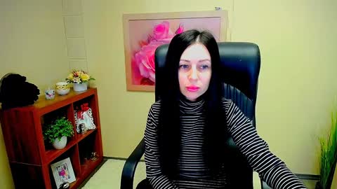 Luisa online show from 3, 2, 2025