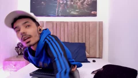 Evans  online show from 21, 12, 2025