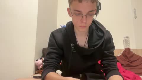 Snapshot of timveret chatting on 9, 12, 2024 Wizard online show from 9, 12, 2024