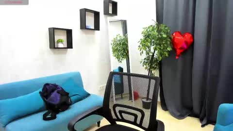 Snapshot of tina_xx_tina chatting on 2, 3, 2026 Kristina online show from 2, 3, 2026