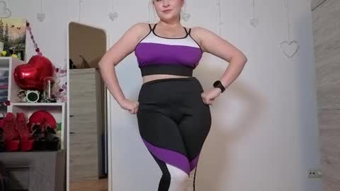 Snapshot of tinaangelll chatting on 7, 5, 2026 Tina Angel online show from 7, 5, 2026