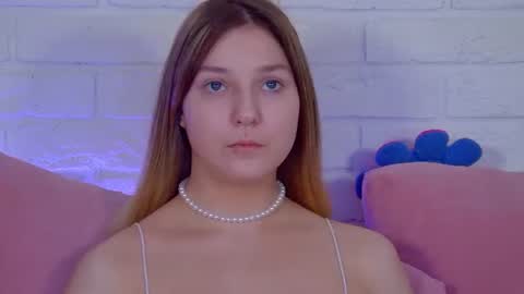 TinaBurton online show from 11, 6, 2026