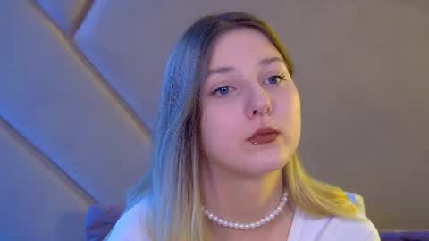 TinaBurton online show from 23, 6, 2026