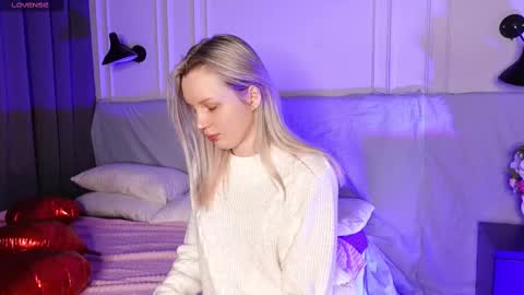 tinasiner online show from 12, 2, 2025