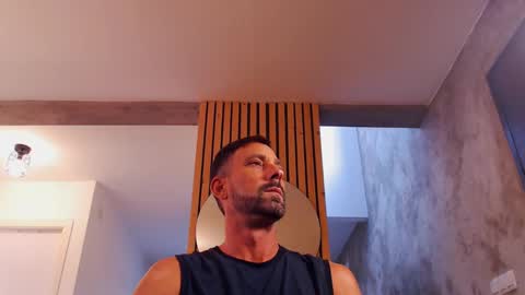 Snapshot of tinoclandestino chatting on 9, 1, 2025 tinoclandestino online show from 9, 1, 2025