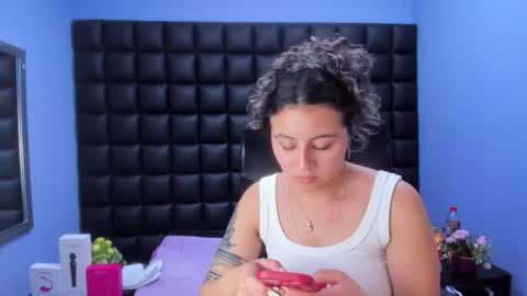 tiny online show from 9, 2, 2026