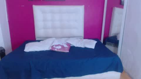 tiny_whore18 online show from 12, 2, 2026