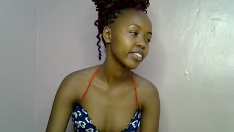 Snapshot of tinybarbie_ chatting on 22, 9, 2025 Barbie online show from 22, 9, 2025