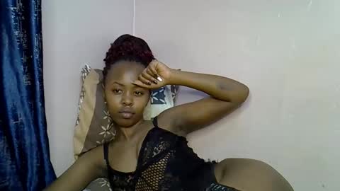 Snapshot of tinybarbie_ chatting on 27, 9, 2025 Barbie online show from 27, 9, 2025