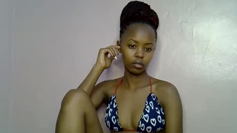 Snapshot of tinybarbie_ chatting on 29, 9, 2025 Barbie online show from 29, 9, 2025