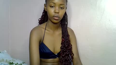 Snapshot of tinybarbie_ chatting on 6, 10, 2025 Barbie online show from 6, 10, 2025