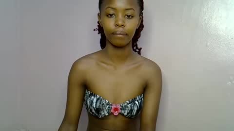 Snapshot of tinybarbie_ chatting on 9, 10, 2025 Barbie online show from 9, 10, 2025