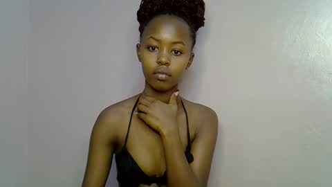 Snapshot of tinybarbie_ chatting on 19, 10, 2025 Barbie online show from 19, 10, 2025