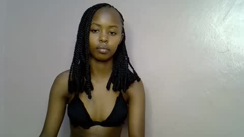 Snapshot of tinybarbie_ chatting on 1, 11, 2025 Barbie online show from 1, 11, 2025