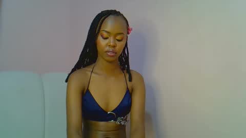 Snapshot of tinybarbie_ chatting on 23, 11, 2025 Barbie online show from 23, 11, 2025