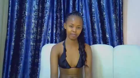 Snapshot of tinybarbie_ chatting on 15, 12, 2025 Barbie online show from 15, 12, 2025