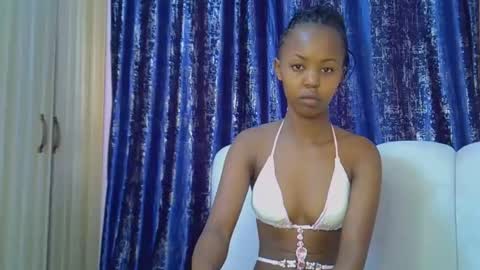 Snapshot of tinybarbie_ chatting on 20, 12, 2025 Barbie online show from 20, 12, 2025