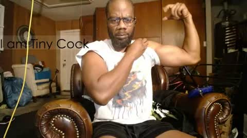 tinycock_1979 online show from 31, 7, 2026