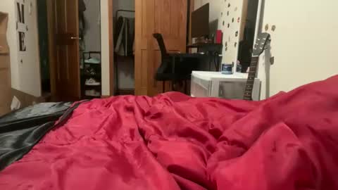 Snapshot of tinydaisy22 chatting on 2, 2, 2026 tinydaisy22 online show from 2, 2, 2026