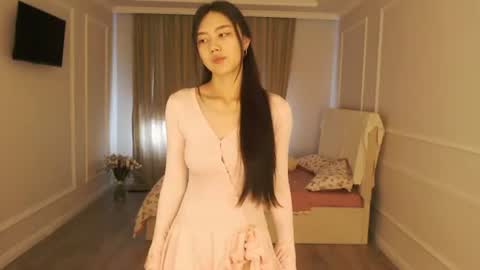 Snapshot of tinykawaii chatting on 18, 7, 2026 Tina extra tips in PVT online show from 18, 7, 2026