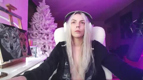 stage Kylie Sinner  brand CLITBAIT online show from 21, 11, 2025