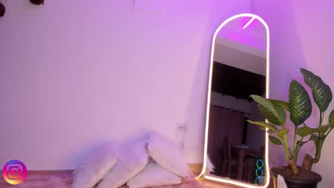 Luna  online show from 11, 3, 2025