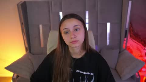 tinynataliee online show from 11, 7, 2026