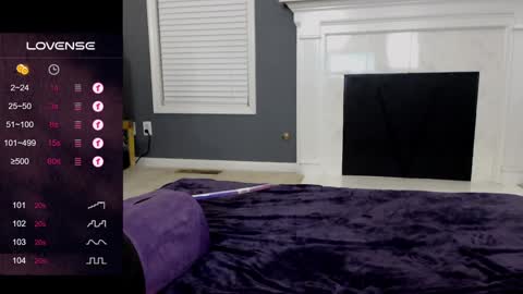 Snapshot of tinyvixxen chatting on 24, 12, 2024 V - Read the bio please thanks. online show from 24, 12, 2024