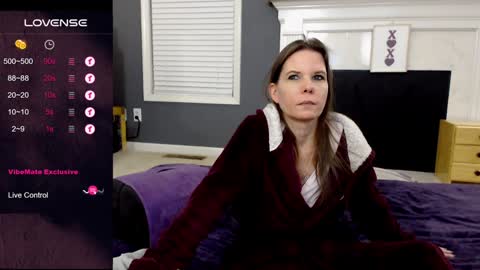 Snapshot of tinyvixxen chatting on 22, 1, 2025 V - Read the bio please thanks. online show from 22, 1, 2025