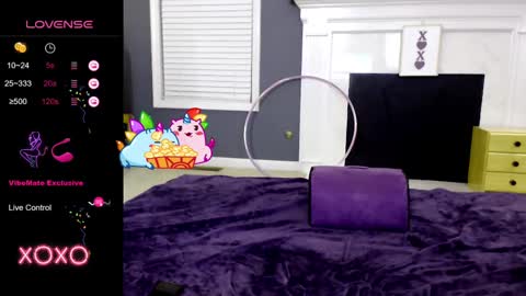 Snapshot of tinyvixxen chatting on 11, 2, 2025 V - Read the bio please thanks. online show from 11, 2, 2025