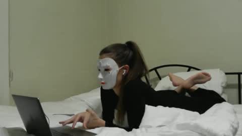 Tinks online show from 11, 4, 2026