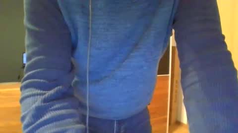 Snapshot of tirolerboy27 chatting on 2, 12, 2024 Tirolerboy27 online show from 2, 12, 2024