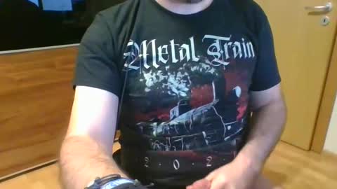 Snapshot of tirolerboy27 chatting on 3, 12, 2024 Tirolerboy27 online show from 3, 12, 2024